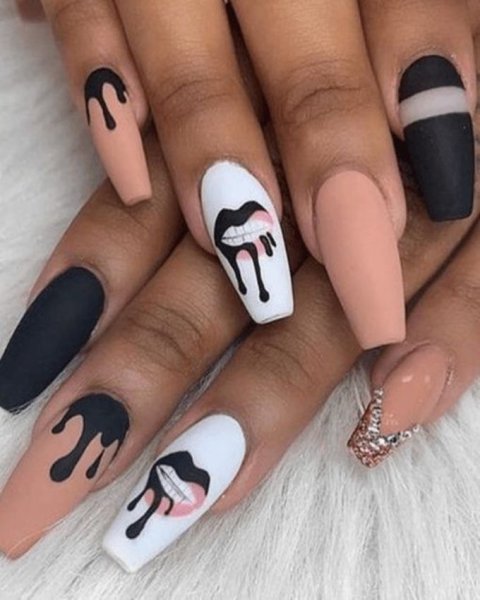 Синифманикюр на длинные ногти