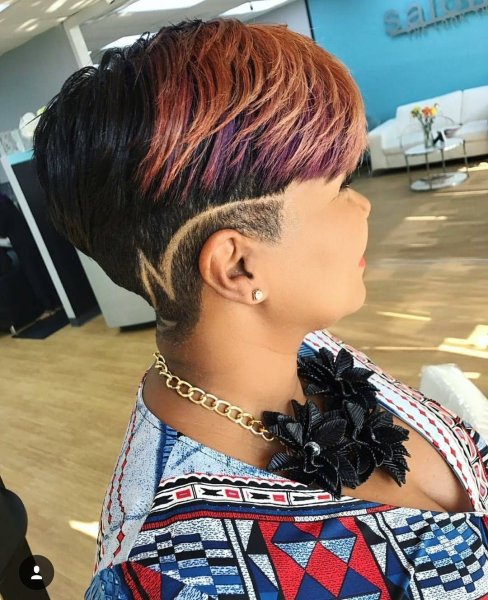 Стрижка Хаир тату