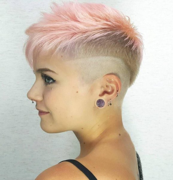 Эскиз современной женской стрижки