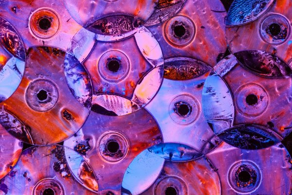 Разукрашенные диски на стену