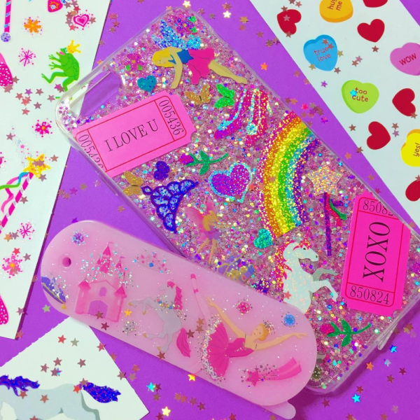 Радужная картина со смайликом