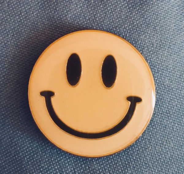 Улыбающийся смайлик Эстетика