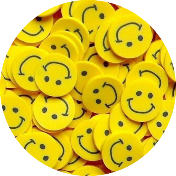 Смайлики много