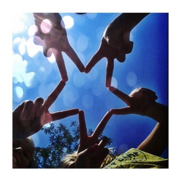 Микеланджело Сотворение Адама руки Эстетика