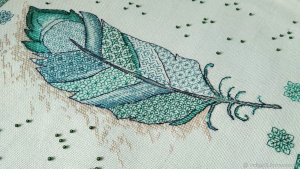 Маленькие вышивки на одежде