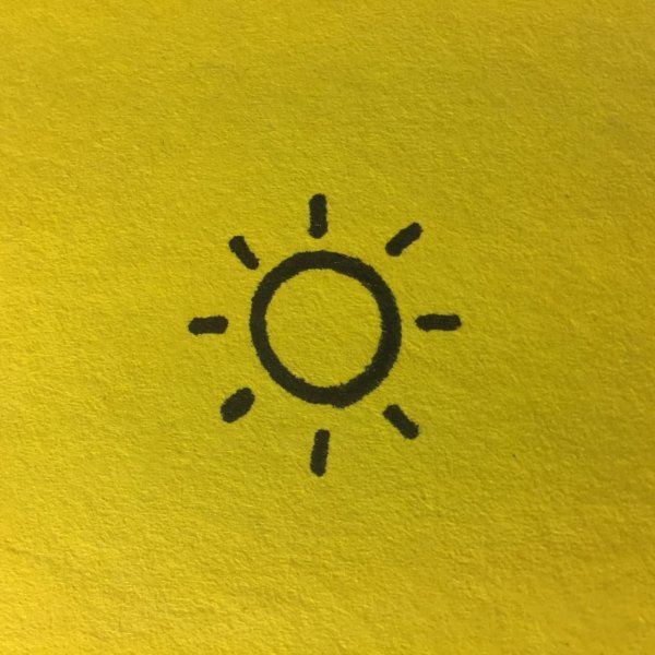 Эстетика ярко желтого