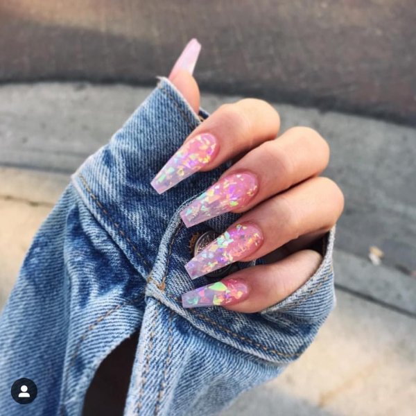 Маникюр в стиле гранж на длинные