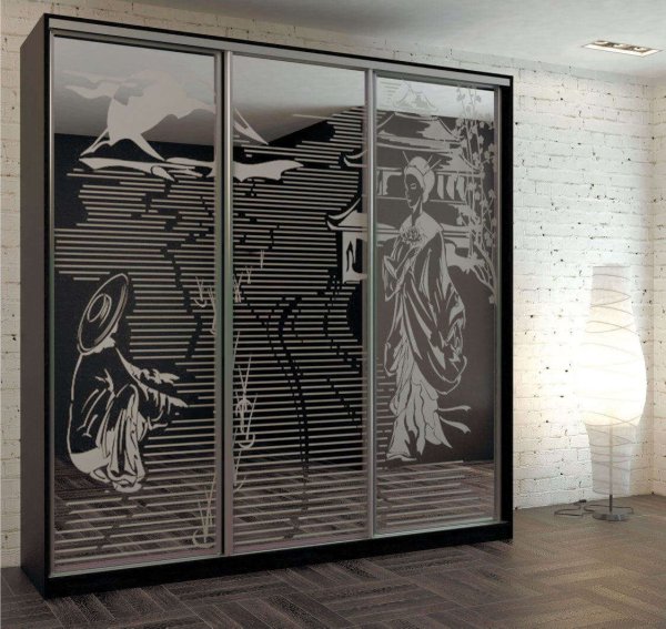 Купе Рамир с зеркалом пескоструй