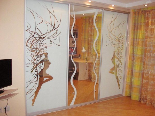 Двери шкафа купе 3 двери пескоструй